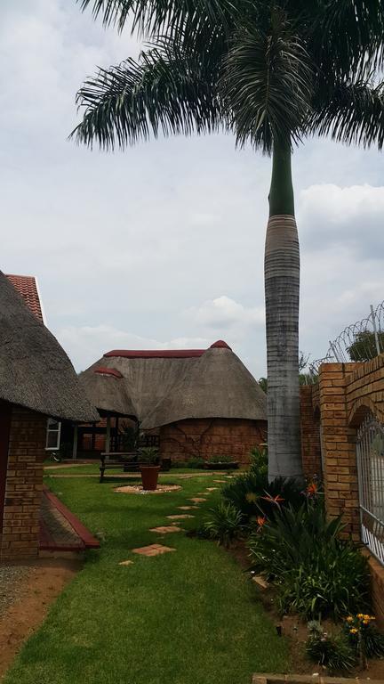 Africa Sky Guest House Rustenburg Exterior photo